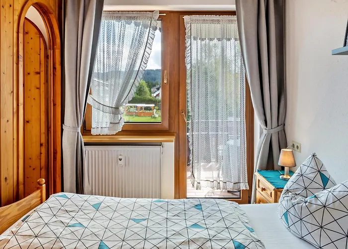 Baerenhuesli * Titisee-Neustadt